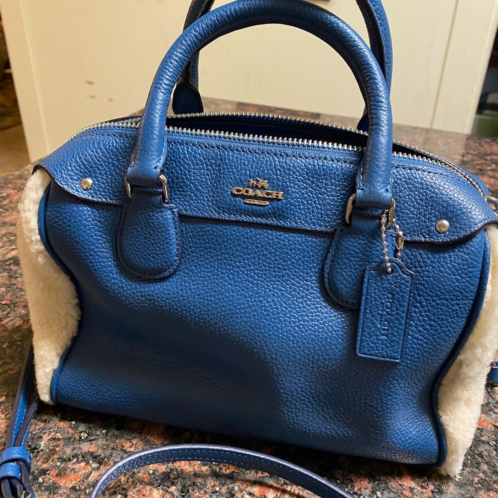 MINI BENNETT SATCHEL IN SHEARLING AND LEATHER (COACH F36689) - Picture 2 of 11